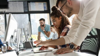 difference between senior developer vs lead developer and software engineering manager